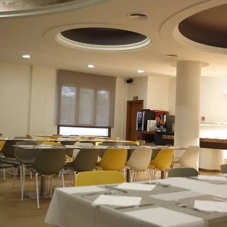 Hotel Canada Palace 4*