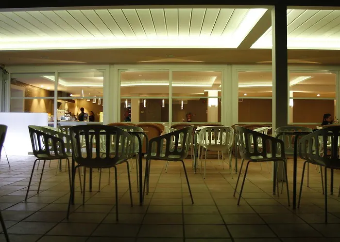 Canada Palace Hotel 4*
