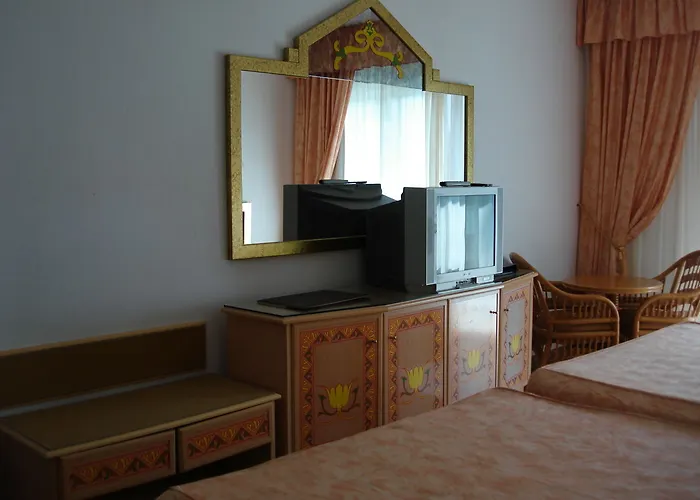 Canada Palace Otel