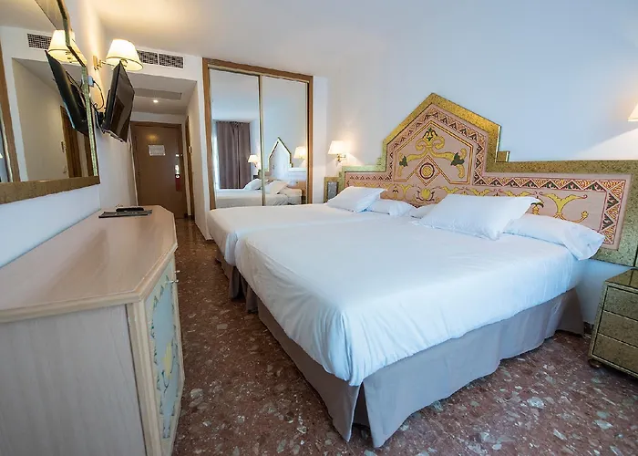 Hotel Canada Palace 4*