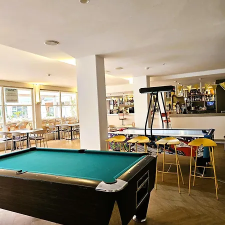 Hotel Canada Palace 4*