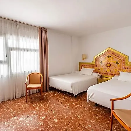 Отель Canada Palace Калафелл