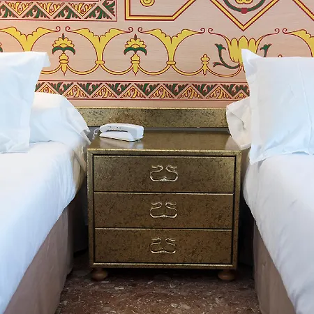 Canada Palace Hotel 4*