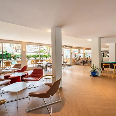 Canada Palace Hotel 4*